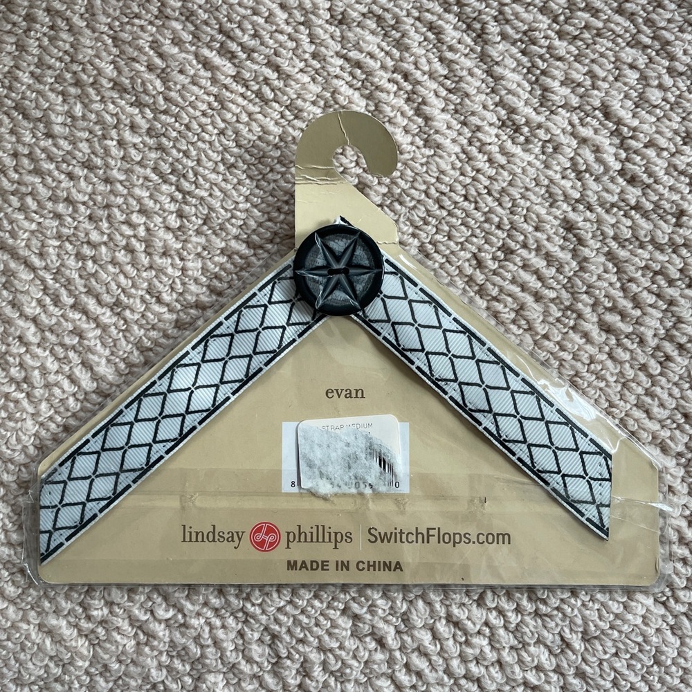 Lindsay Phillips Black and White Womens interchangeable strap for switchflops